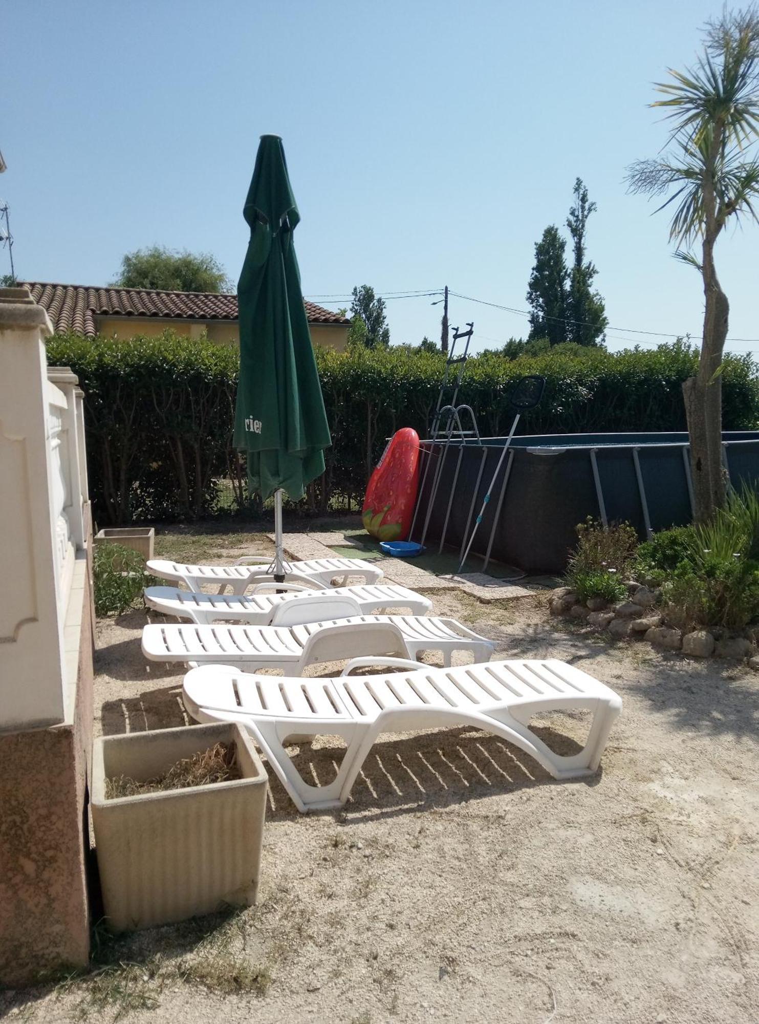 Aux Portes De Camargue آرْلْ المظهر الخارجي الصورة